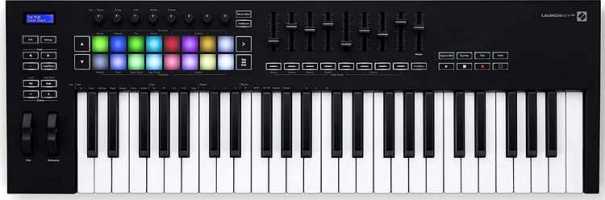 MIDI-клавиатура Novation Launchkey 49 MK3 Black