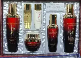Red Gingseng Special Gift Set набор по уходу за лицом для женщин