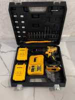 Аккумуляторная Дрель-шуруповерт  Dewalt-Dcd405