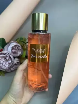 Парфюмированный спрей Victoria's Secret Bare Vanilla